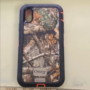 Brand new camo otter box for iPhone XR